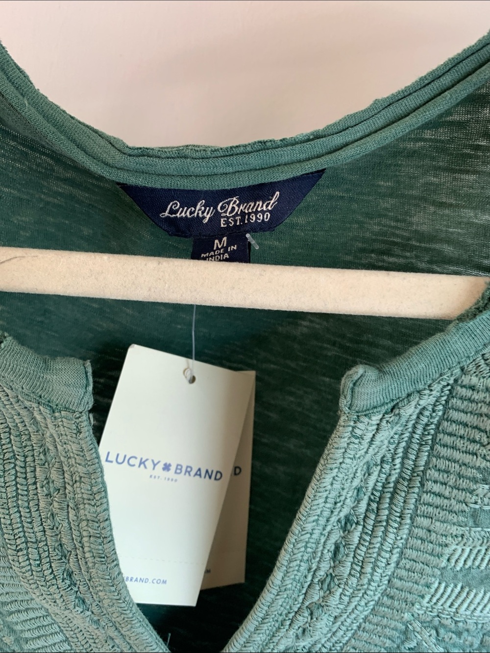 Lucky Brand Women's Green Sleeveless V-Neck Boho Tank Top Size M - Picture 2 of 6